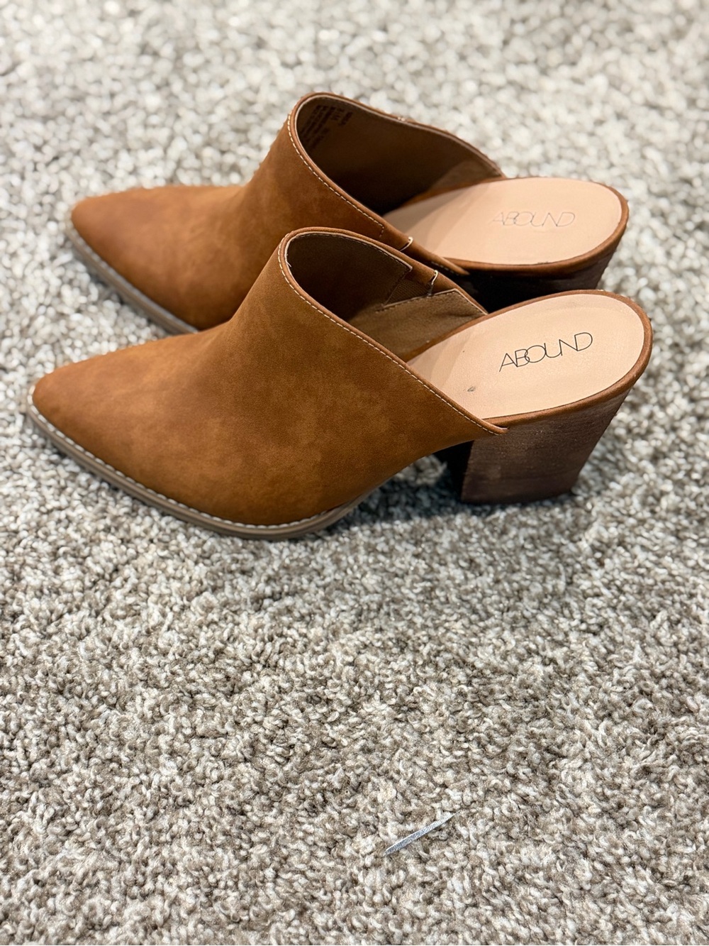Abound Tan Suede Pointed-Toe Block Heel Mules